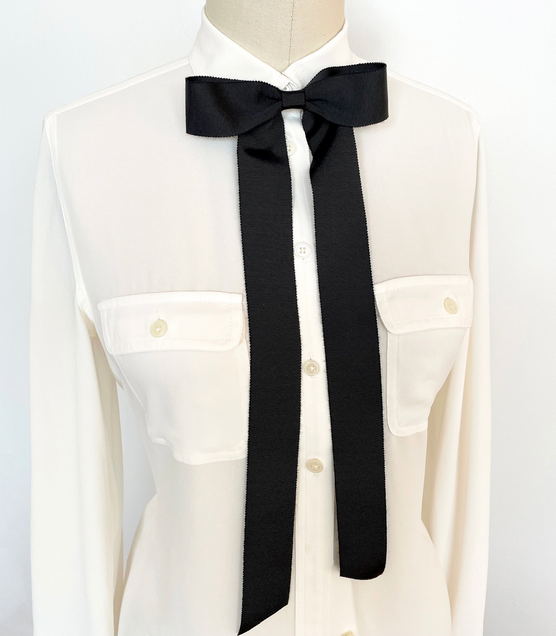 Black ribbon neckwear bow tie for men and women