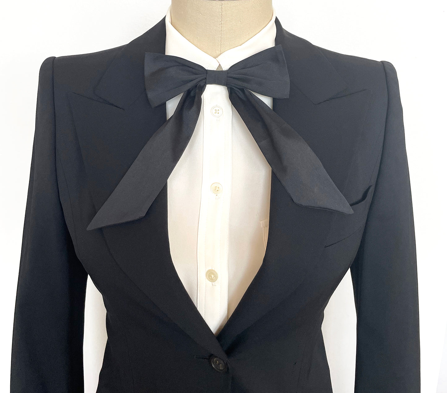 Black Taffeta Designer Bow Tie 