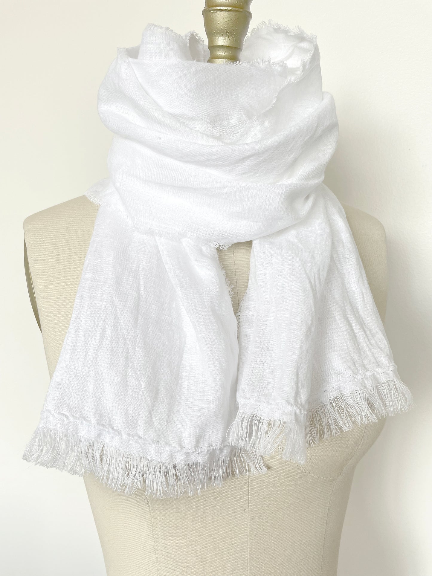 White Fringed Linen Scarf